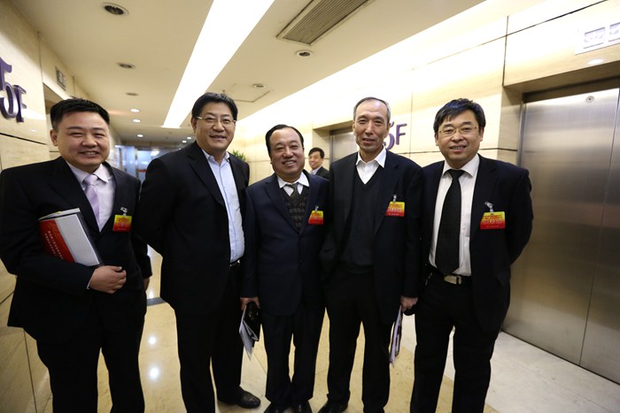 代表
